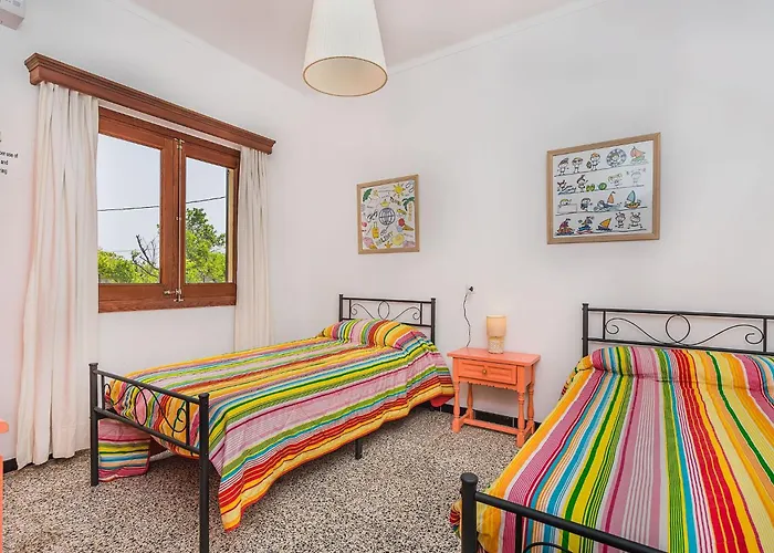 Sureda Mit Garten- Grill Und Terrasse By Interhome Dom wakacyjny *