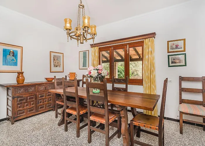 Sureda Mit Garten- Grill Und Terrasse By Interhome Dom wakacyjny Pollensa