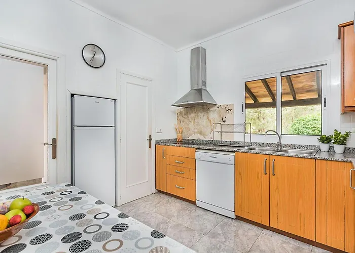 Sureda Mit Garten- Grill Und Terrasse By Interhome Pollença