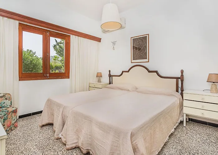 Sureda Mit Garten- Grill Und Terrasse By Interhome * Pollença